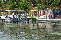 A belíssima e pitoresca Caye Caulker, na grande barreira de corais, em Belize